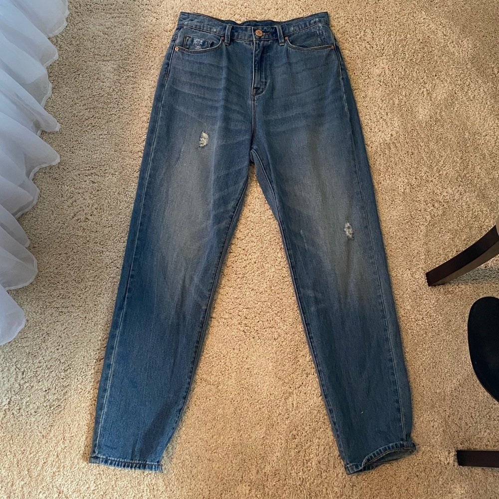BDG Urban Outfitter Mom High Rise Jeans